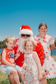 Compass_The_Entrance_Santa (261)